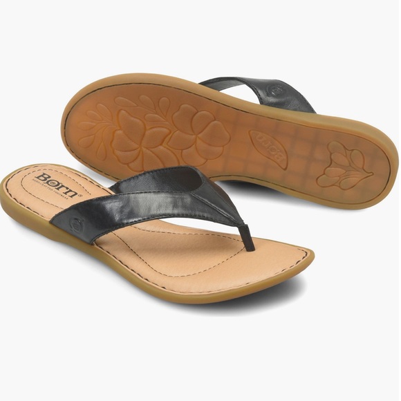 Born Women's Ciara Flip Flop Black Sandals - Picture 2 of 7